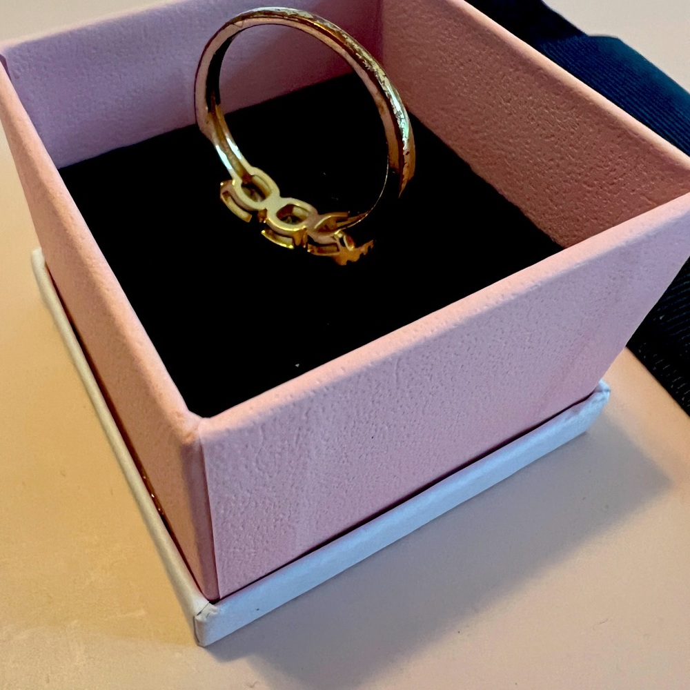 Ring, women’s size 8. Price negotiable. Make your best offer! - Picture 8 of 10